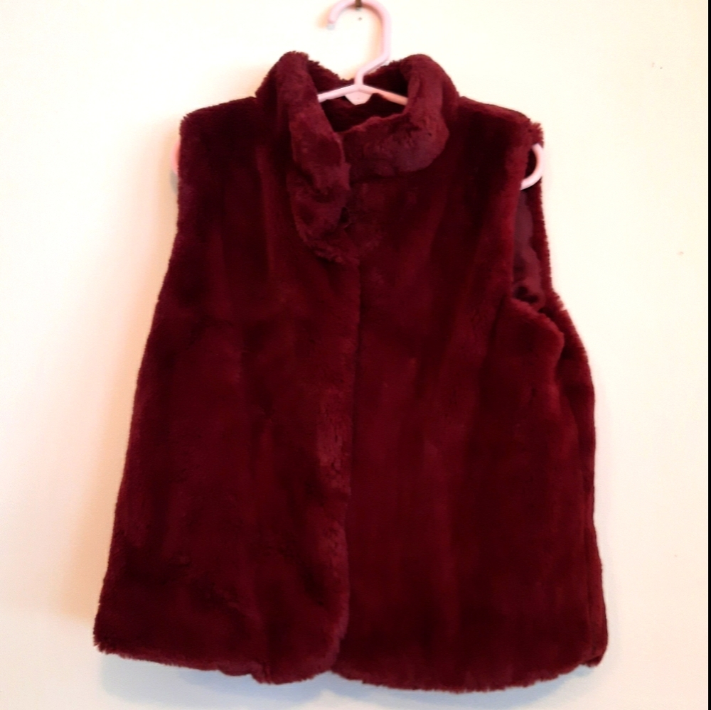Epic Threads, Faux Fur, super soft, vest, size S